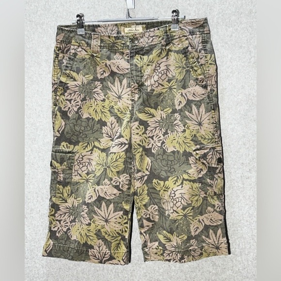 Pants - Kikit Jeans Camouflage Leaf Capri Pants Size 10 Early 2000's y2k Summer Spring